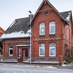 Loewenstein شقة *